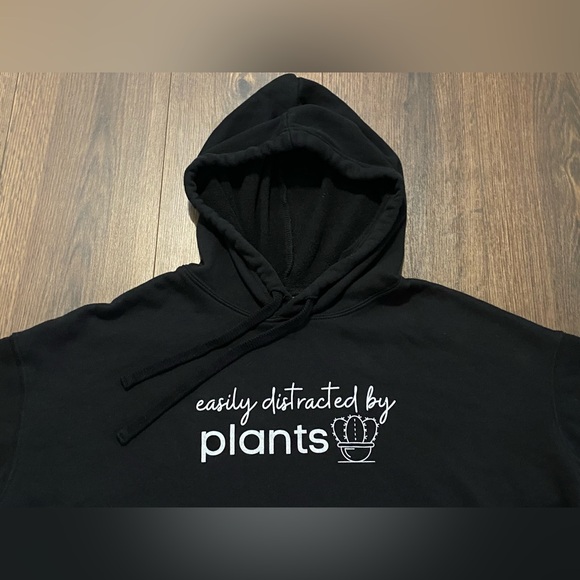 Women’s Bella + Canvas Fleece Black Plant Graphic Crop Sweatshirt L - Picture 4 of 12